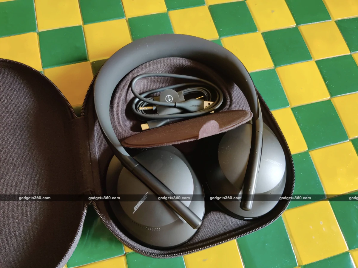 bose noise cancelling headphones 700 review case Bose