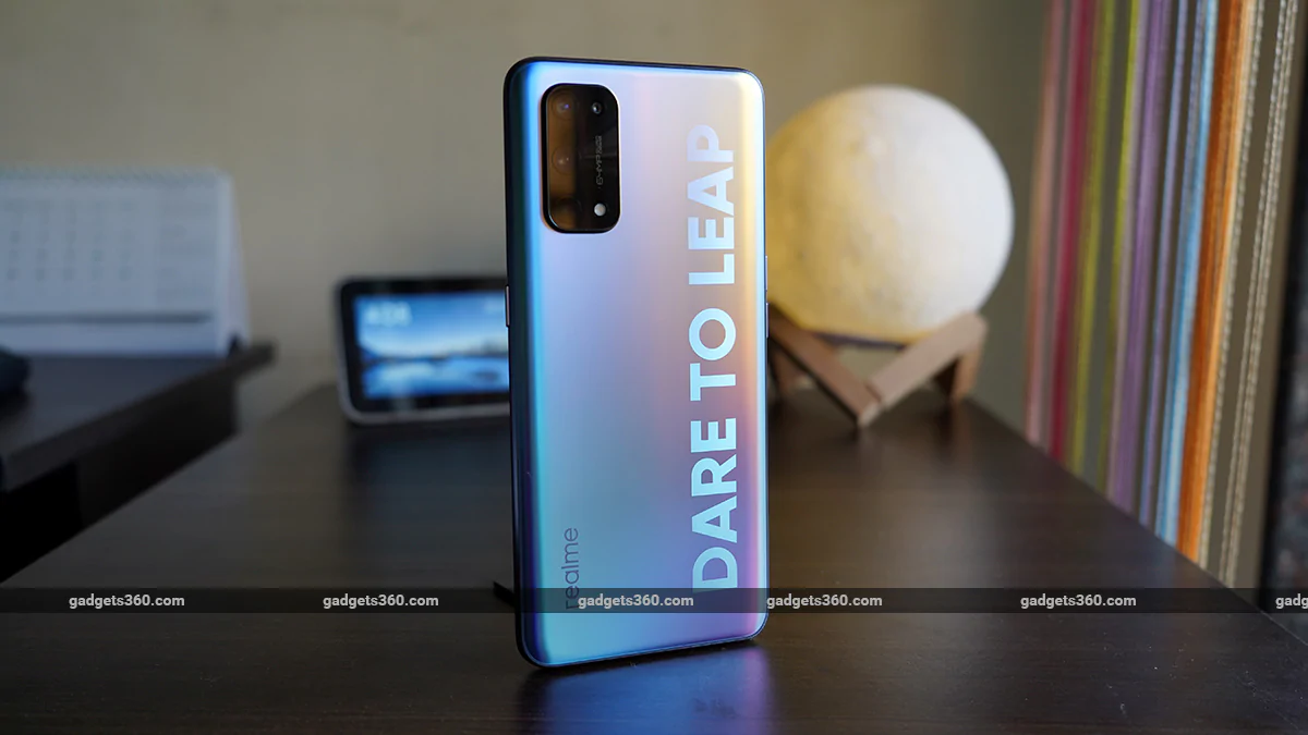 realme x7 pro 5g review cover ss