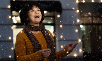 How to Keep Your Outdoor Year-Round Lights Safe and Functional Through Winter